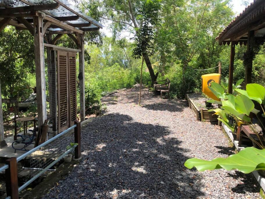 Готель Omah Dhalang, Ethnic Java House With Nature View Jarakan Екстер'єр фото